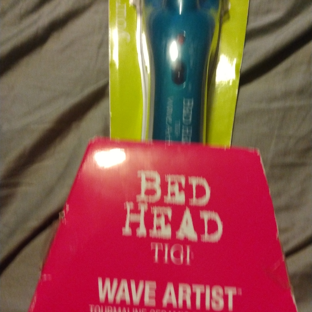 Bed Head TIGI Wave Artist TOURMALINE CERAMIC DEEP WAVER Hair Styler Iron